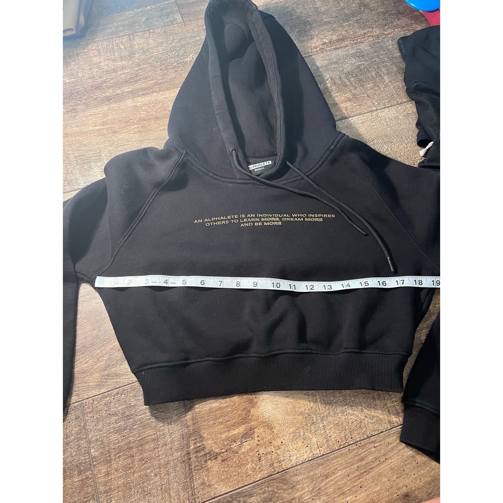 Alphalete Cropped Hoodie — image 4 of 5